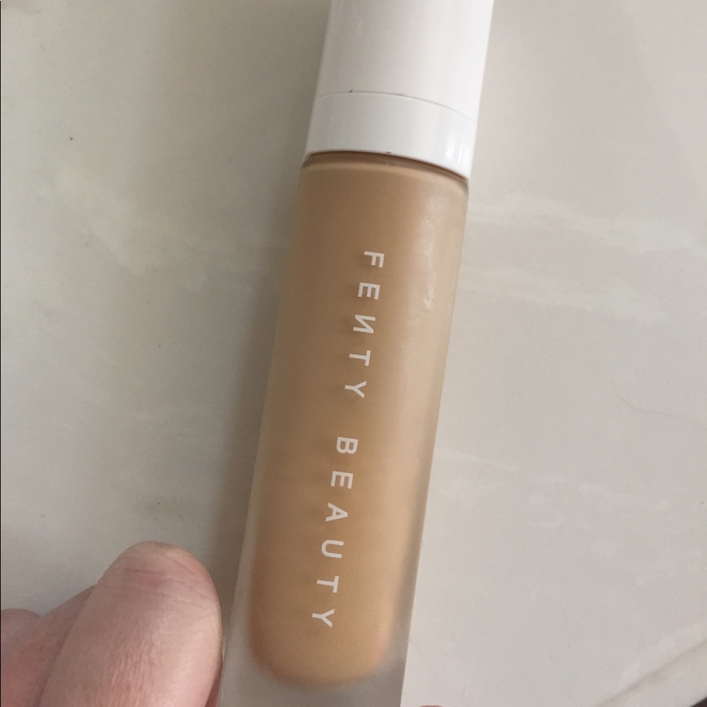 Fenty beauty pro filtr foundation